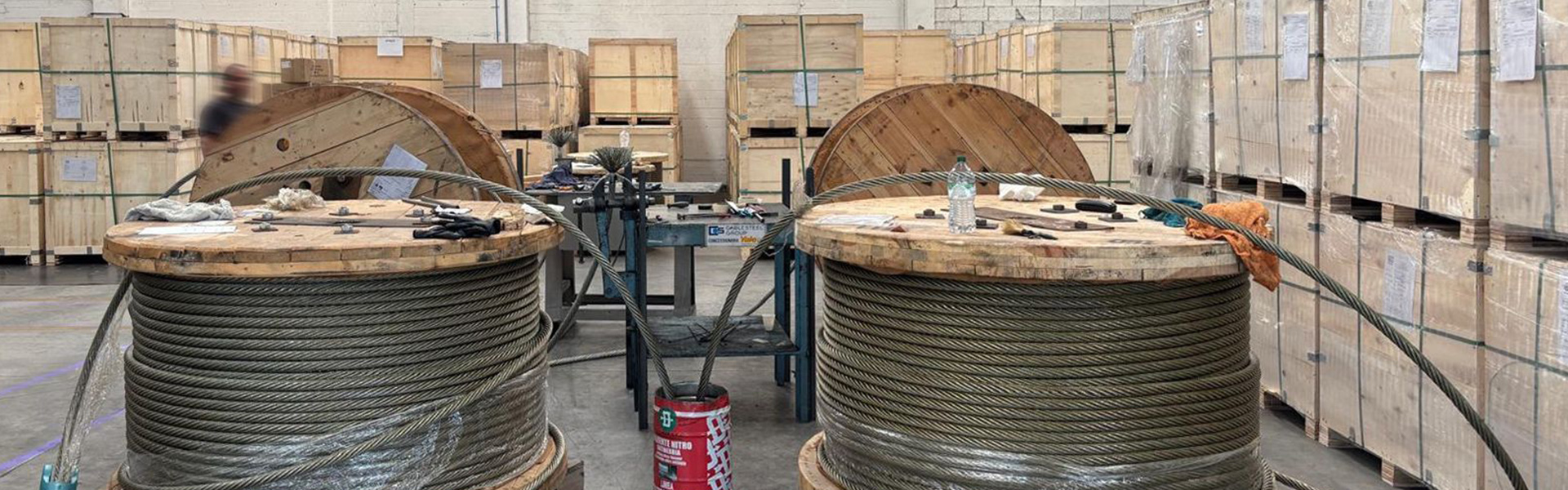 Soluzioni su misura per l’industria pesante: funi in acciaio con capocorda a testa fusa